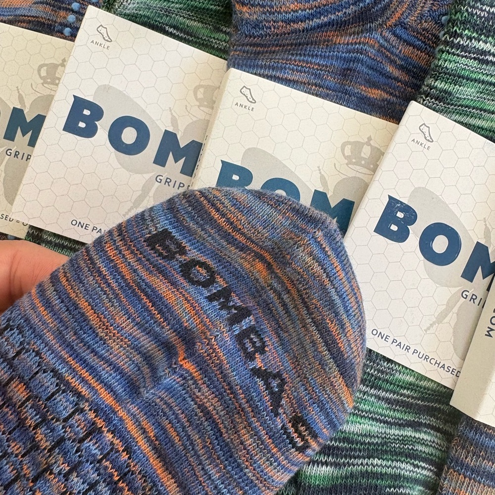 Bombas Women Striped Ankle Socks (10 Pairs) Size: L – Colors Sent Randomly - Picture 3 of 5